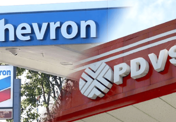 Photo composition showing the Chevron logo (left) and the PDVSA logo (right). Photo: QuePasa.com.
