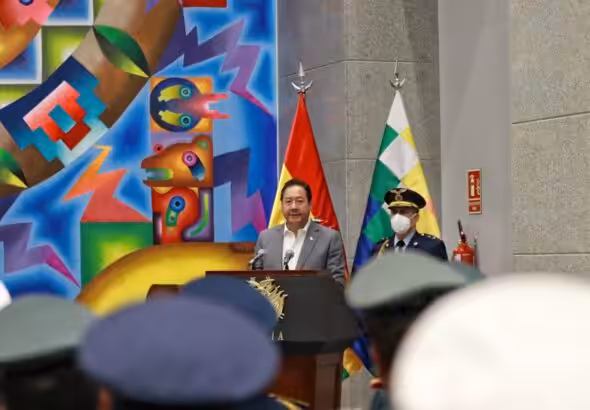 Bolivian President Luis Arce inaugurating the new military high command. Photo: Facebook Lucho Arce.