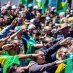 Bolsonarists protesting Lula victory with Nazi salutes. Photo: File.