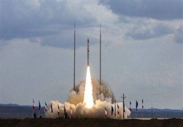 The launch of Qaem 100 three-stage solid fuel suborbital carrier on November 5, 2022. Photo: Press TV
