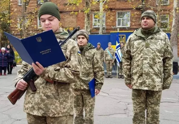 Aiden Aslin joining the Ukrainian armed forces in 2018. Photo: twitter.com.