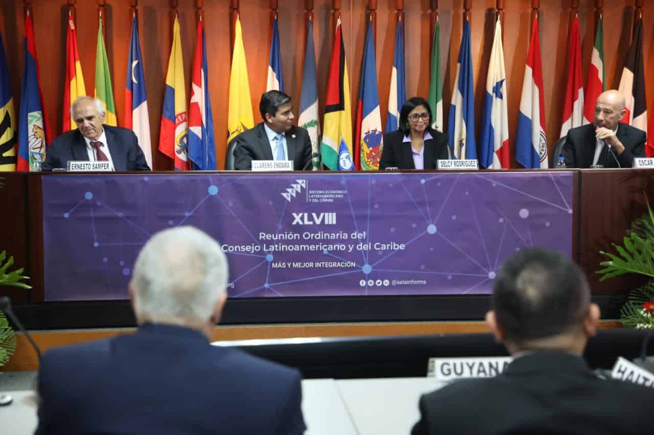 Venezuelan Vice President Delcy Rodríguez participates in a forum on regional development and integration mechanisms of the Regular Session of the Latin American and Caribbean Council. Photo: Twitter/@ViceVenezuela.