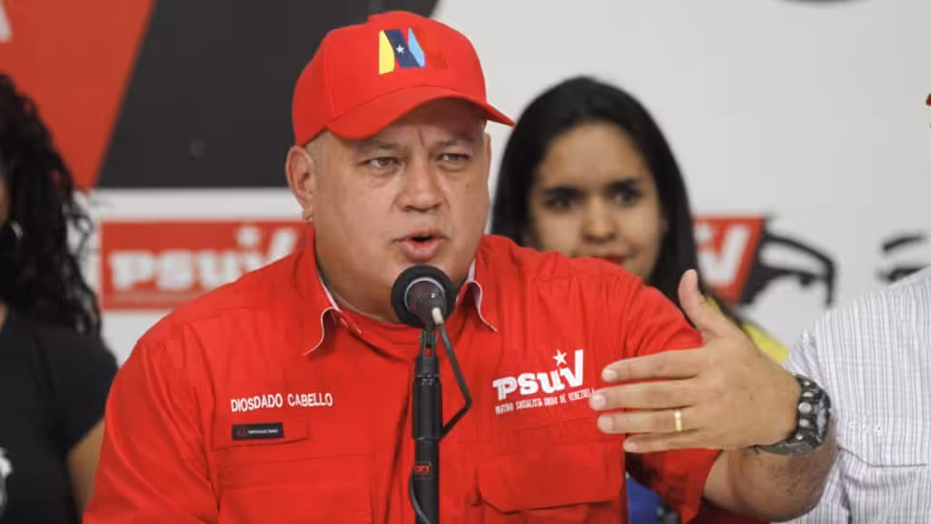 Diosdado Cabello speaks at a PSUV meeting. Photo: Últimas Noticias/ File photo.