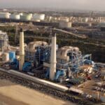 Chevron crude oil refinery in El Segundo, California. Photo: Axel Koester.