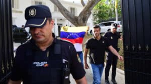 Far-right Venezuelan politician Leopoldo López before giving public statements from the residence of the Spanish ambassador in Caracas and escorted by Spain's National Police Corps (CNP) agents, just days after a coup attempt led by him and former deputy Guaidó. Caracas, May 2, 2019. Photo: Ronaldo Schemidt/Agence France-Presse/Getty Images/File photo.