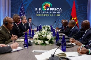 US Secretary of State Antony BIinken and US Defense Secretary Lloyd Austin (center left) meet with African representatives at the US Africa Leaders Summit on December 13, 2022. Photo: AP/Evelyn Hockstein.