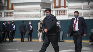 President Pedro Castillo being escorted. Photo: Time News. 