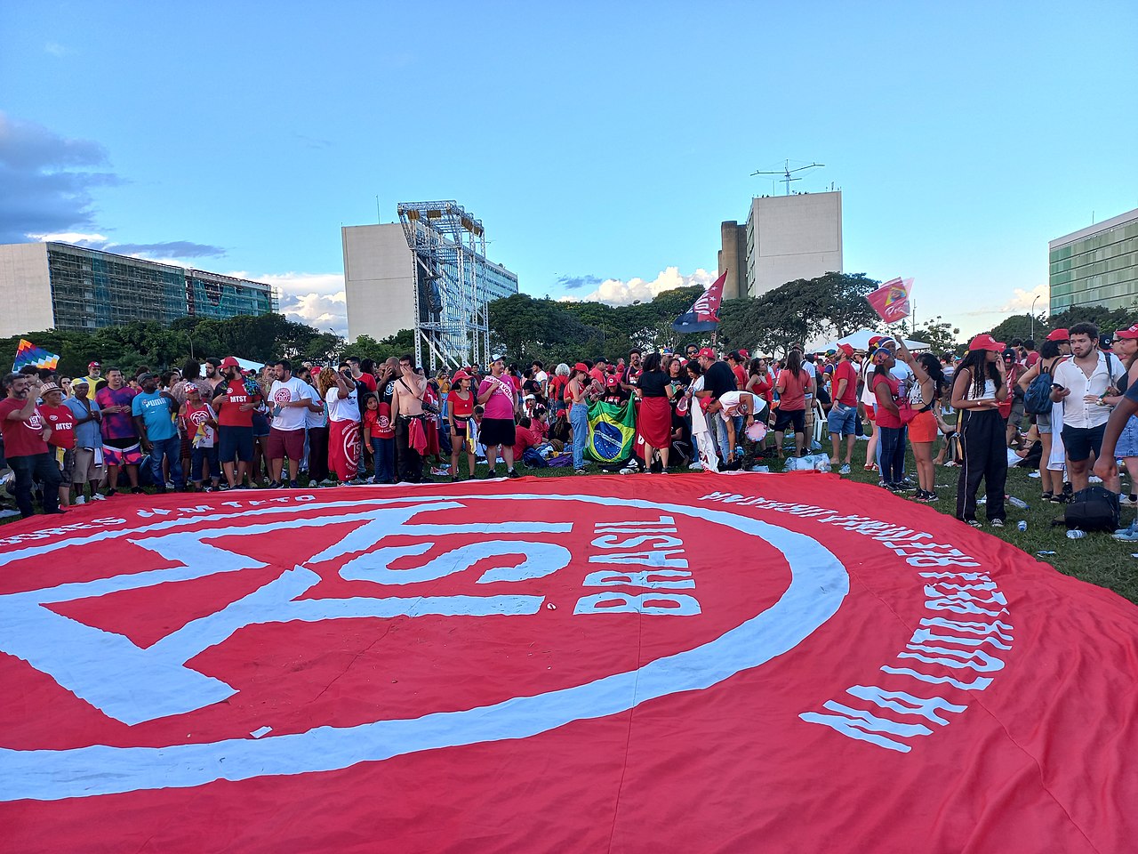 Celebrations at the inauguration ceremony of Luís Inácio Lula da Silva, in Brasília, on January 1, 2023. Photo: Sintegrity under Creative Commons Attribution-Share Alike 4.0 International license.