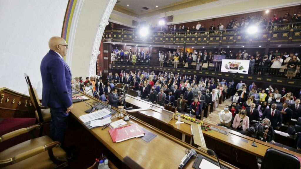 Venezuelan National Assembly deputies during the election of the National Assembly board of directors for the 2023-2024 term. Photo: Con El Mazo Dando.