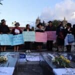 Women from the Ayacucho-based National Association of Relatives of Kidnapped, Detained and Disappeared of Peru (ANFASEP) hold signs in the central plaza of Ayacucho condemning the deaths of protesters. Photo: Zoe Alexandra.