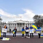 Small crowd of pro-Zelensky/NATO/war protesters in front of the White House demanding more weapons for Ukraine. Photo: Gallup News/File photo.
