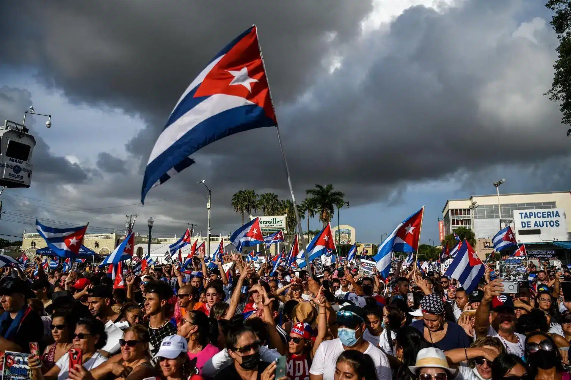 Cuban Americans hold a rally in Miami to support dissidents on the island, July 2021. Photo: Flickr.