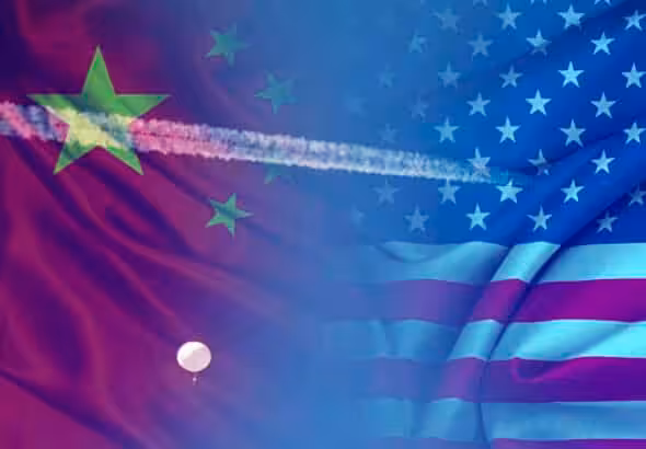 Flags of China and USA, with a weather balloon and jet streams of a fighter jet superposed on them. Photo: NEO.