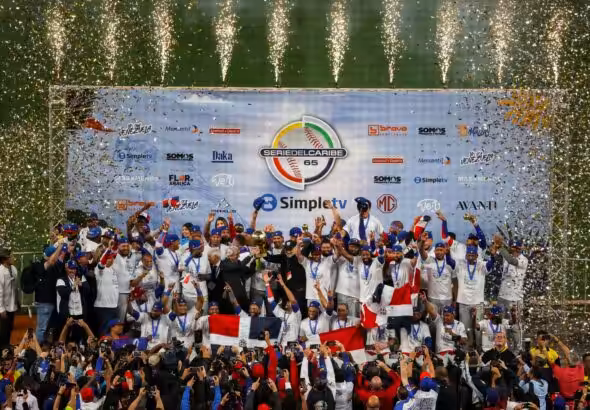 Dominican Republic team celebrating its victory over Venezuela in the Caribbean Series 2023 final. Photo: Twitter/@NicolasMaduro.