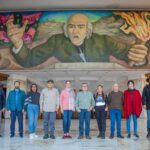 The delegation participating in the second round of peace talks between the Colombian government and the ELN, to begin in Mexico City on February 13, 2022. Photo: Twitter/@williamparra.