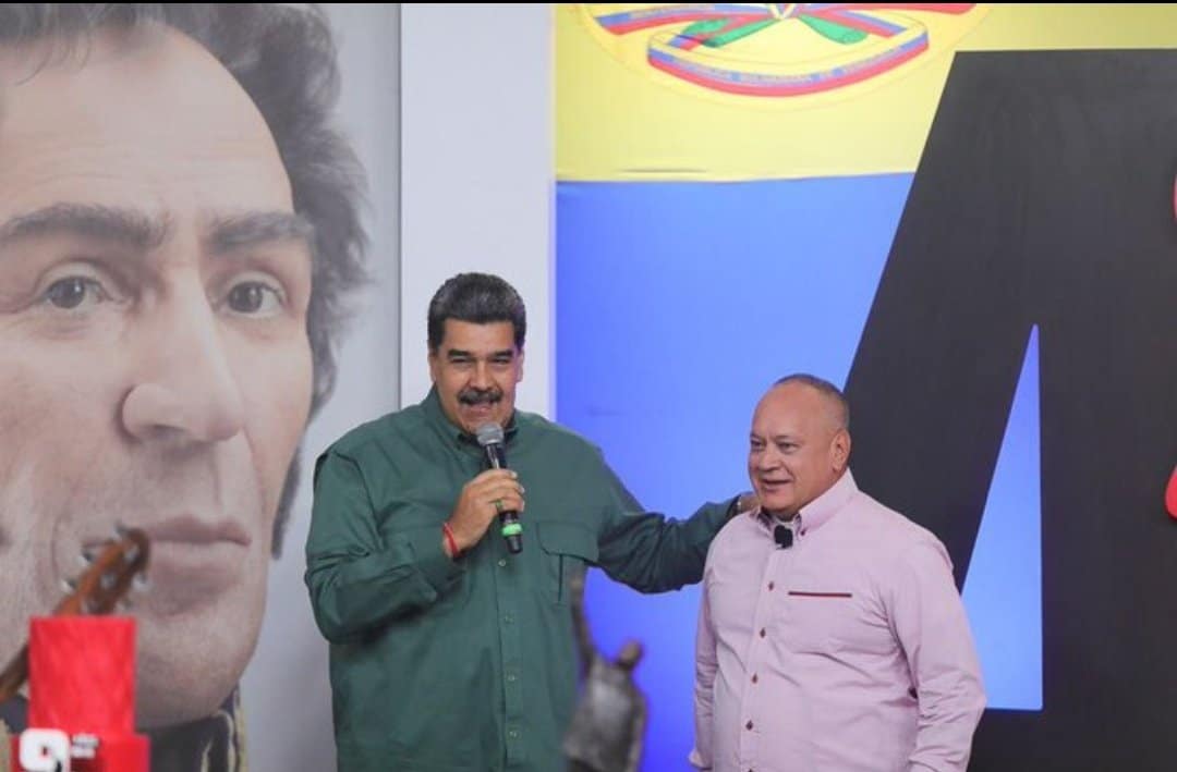 Venezuelan President Nicolás Maduro (left) and Deputy Diosdado Cabello (right). Photo: Twitter/@VTVcanal8.