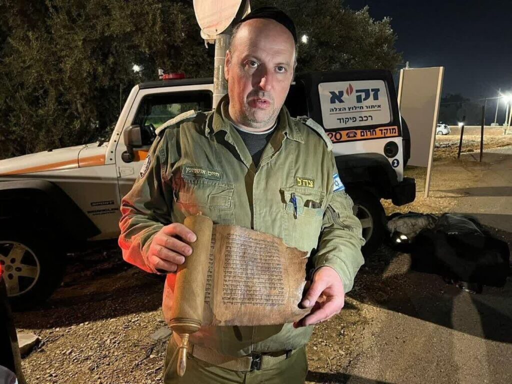 Haim Otmazgin, commander of the Israeli Zaka search and rescue team. Photo: Twitter/@palinfoen.