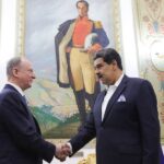 Venezuelan President Nicolas Maduro (right) and Russian Secretary of the Security Council Nikolai Patrushev (left) shaking hands during the official visit of the top Russian official to Venezuela's Miraflores Palace, Caracas, February 28. Photo: Venezuela's Presidential Press.