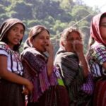 In line to vote in the previous elections. Could it be that they are not going to be able to vote for an authentically Indigenous and peasant candidate? Photo: Dick Emanuelsson.
