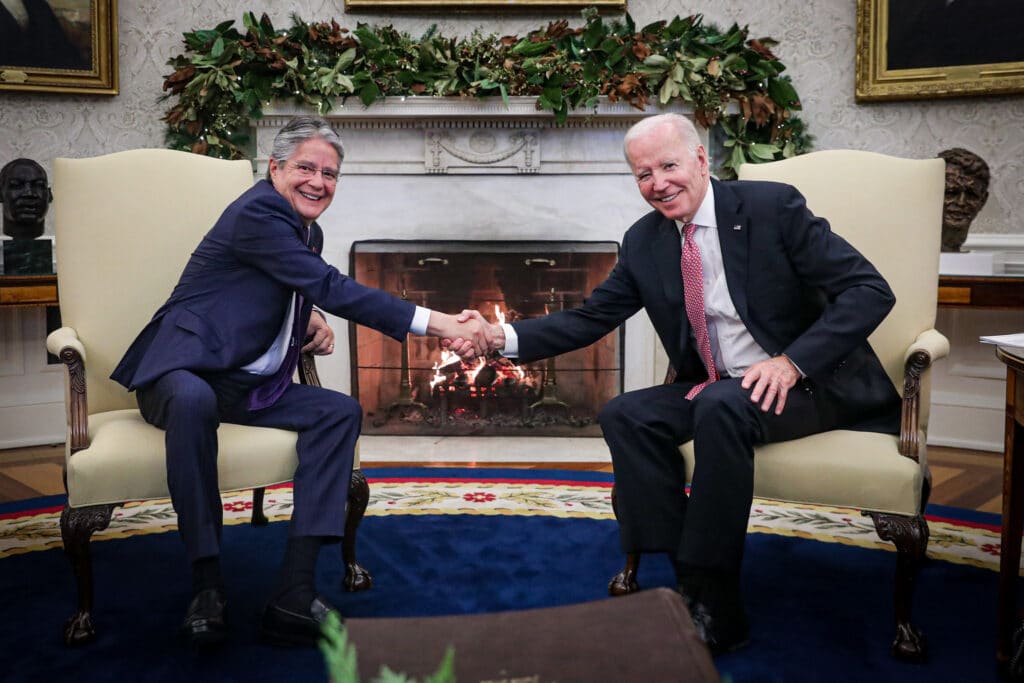 The President of Ecuador, Guillermo Lasso, with his American counterpart, Joe Biden. Photo: Twitter/@Presidencia_Ec.