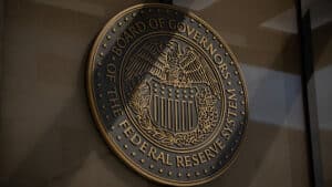 The emblem of the US Federal Reserve. Photo: Graeme Sloan/Sipa USA/Legion-Media.