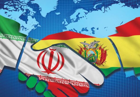 Photographic composition, in the background the globe and in front the flags of Iran and Bolivia shaking hands. Photo: Kawsachun News.
