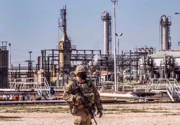 A member of the US occupation forces in Syria’s oil-rich eastern province of Dayr al-Zawr. Photo: AFP.