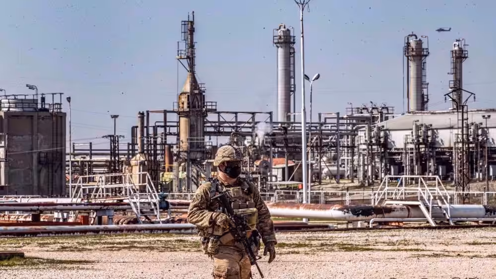 A member of the US occupation forces in Syria’s oil-rich eastern province of Dayr al-Zawr. Photo: AFP.