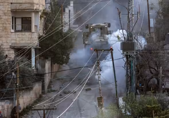 Israeli forces raid Jenin Camp. Photo: Jaafar Ashtiyeh/AFP.