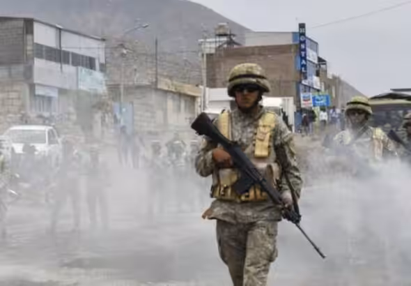 Peruvian military repressing a protest in Puno. File photo.