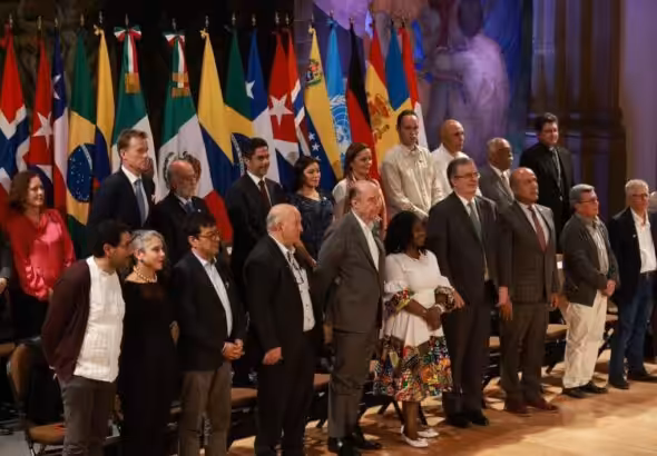 The Colombian government and the National Liberation Army (ELN) agreed on a ceasefire agreement on the 10th. Photo: ⓒTwitter/@IvanCepedaCast.