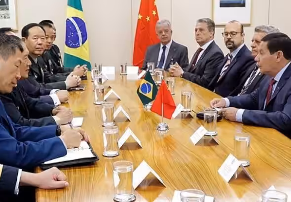 Meeting between China’s military delegation and Brazilian delegation. Photo: Palacio do Planalto/CC by 2.0.