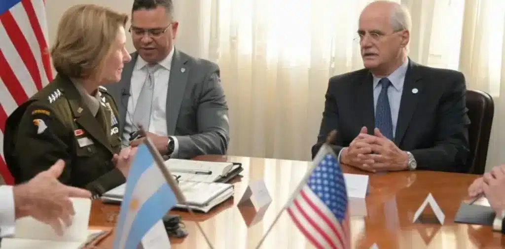 US SOUTHCOM head General Laura Richardson meets Argentinian Defense Minister Jorge Taina on Monday, April 17, 2023. Photo: HispanTV.