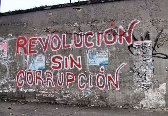 "Revolution without corruption" reads this mural in Venezuela. Photo: Venezuelanalysis.