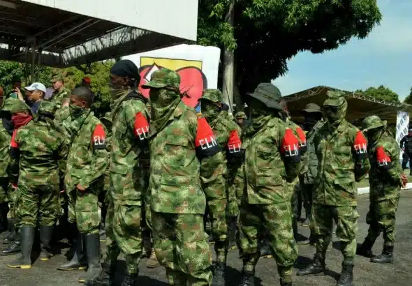 A group of ELN guerrillas posing at an event. Photo: Colprensa.