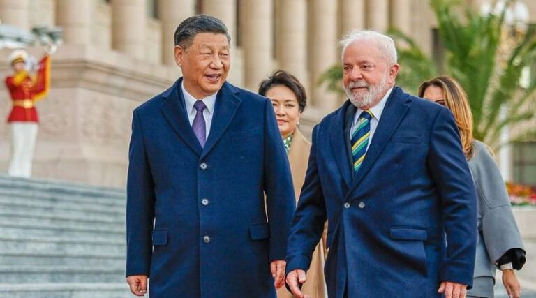 Chinese President Xi Jinping and Brazilian President Luiz Inácio Lula da Silva in Beijing. Photo: Kawsachun News.