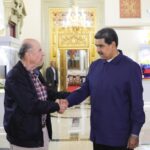 The President of the Republic of Venezuela, Nicolás Maduro, and the Minister for Foreign Relations of the Republic of Colombia, Álvaro Leyva Durán. Photo: Últimas Noticias.