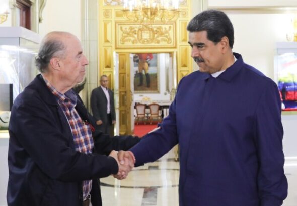 The President of the Republic of Venezuela, Nicolás Maduro, and the Minister for Foreign Relations of the Republic of Colombia, Álvaro Leyva Durán. Photo: Últimas Noticias.