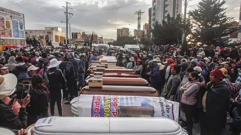 Victims of the Juliaca massacre, Peru. Photo: AFP.