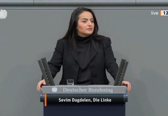 German Left Party MP Sevim Dağdelen calls for US soldiers and nuclear weapons to leave, in the Bundestag on March 31, 2023. Photo: File photo.