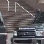 Patrol vehicles belonging to Venezuela's Bolivarian Intelligence Service (SEBIN) and the National Anti-Corruption Police (PNCC) parked in front of a building. File photo.