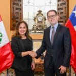 Sub-Secretary of Foreign Ministry Gloria de la Fuente with Vice Foreign Minister Ignacio Higueras of Peru. Photo: Foreign Ministry Chile.
