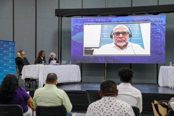 Colombian ex-paramilitary commander Salvatore Mancuso participates virtually at a Special Jurisdiction for Peace hearing, May 11, 2023. Photo: Caracol.