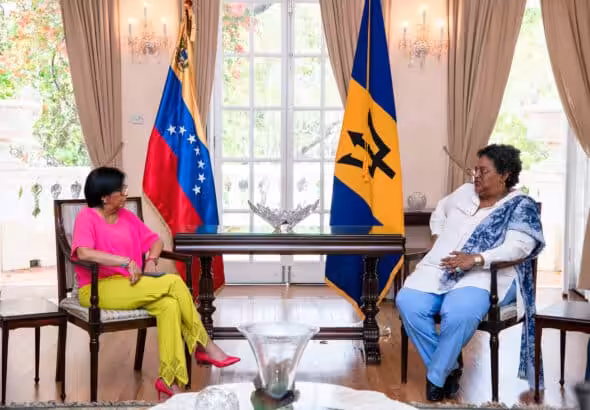 Venezuelan Vice President Delcy Rodríguez and Barbadian Prime Minister Mia Motley in a meeting in Barbados, May 26, 2023. Photo: Twitter/@CancilleriaVE.