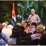 Cuban President Miguel Díaz-Canel met with more than 300 American enthusiasts at the Palace of the Revolution. Photo: Studies of the Revolution.