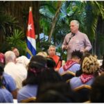 Cuban President Miguel Díaz-Canel met with more than 300 American enthusiasts at the Palace of the Revolution. Photo: Studies of the Revolution.