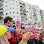 Venezuelan President Nicolás Maduro with his wife, Deputy Cilia Flores, during the May Day March held in Caracas on Monday, May 1, 2023. Photo: Presidential Press.