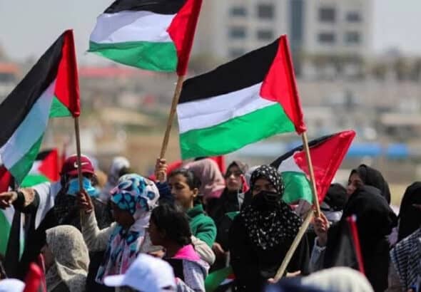 Palestinians march in Gaza City to observe Land Day. Photo: Reuters.