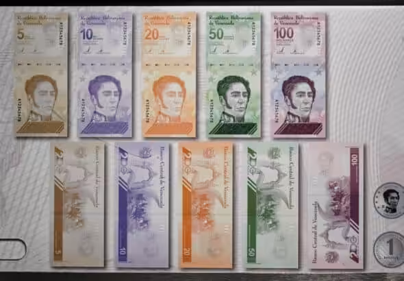 Venezuelan bolívar bills. Photo: Yuri Córtez/AFP/Getty Images.