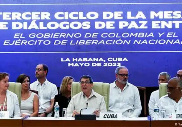 Cuban Minister for Foreign Affairs Bruno Rodríguez chairing the opening of the third round of peace talks between the Colombian government and the ELN, accompanied by the representatives of Venezuela (right) and Norway (left). Havana, Cuba, Tuesday, May 2, 2023. Photo: Prensa Latina.